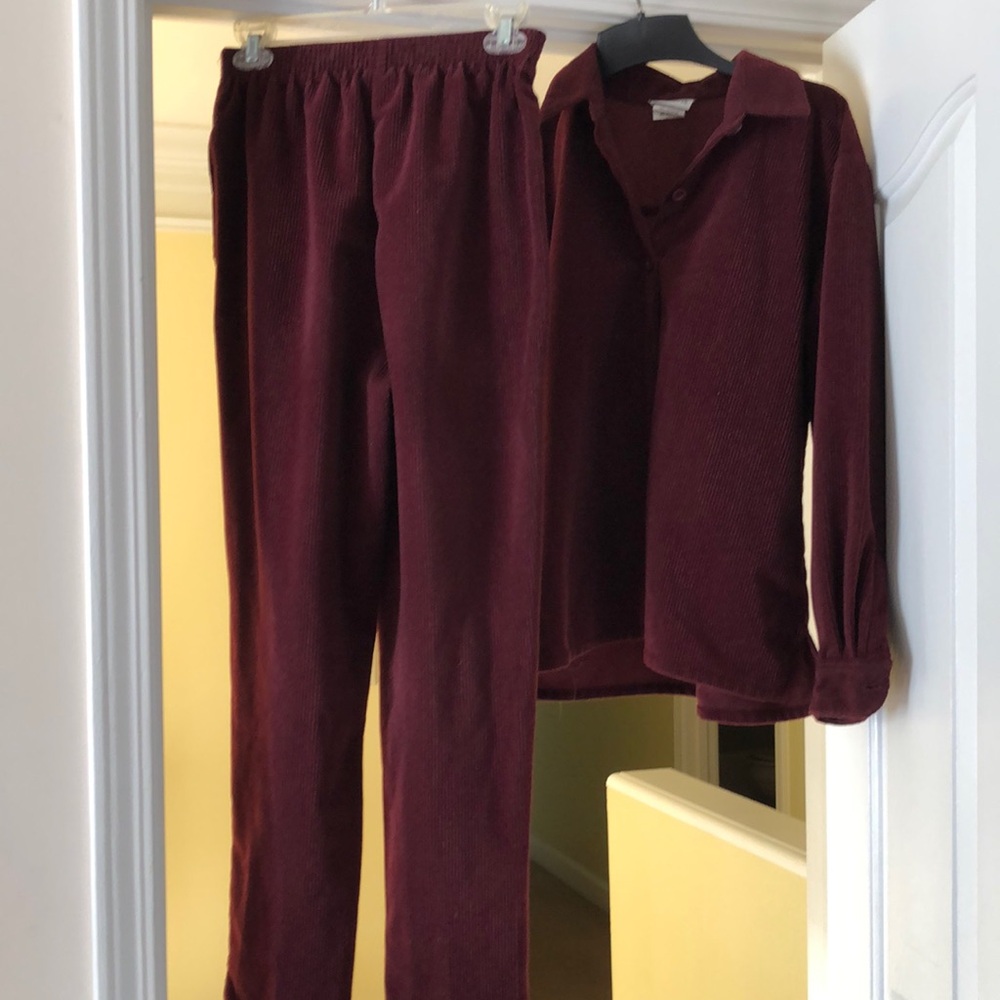 Corduroy pantsuit dark red/ pants have pockets